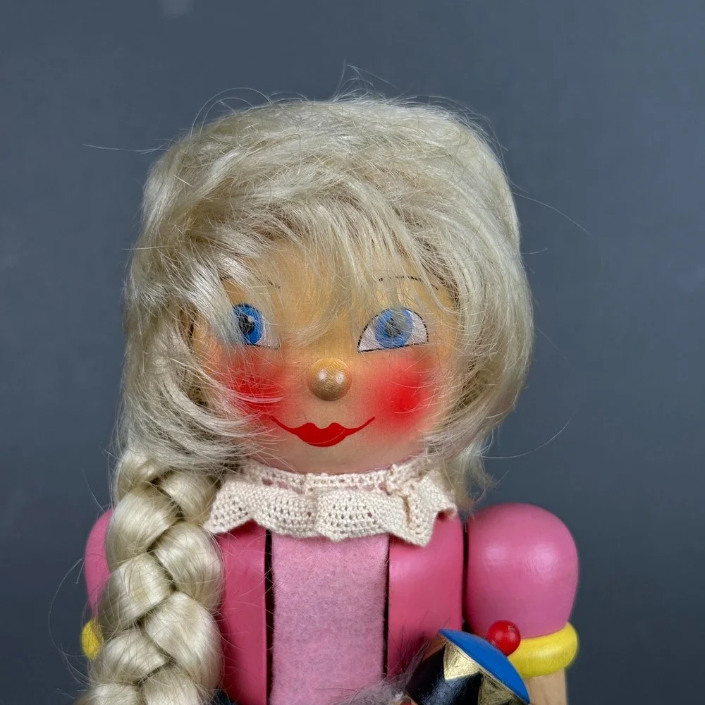 Vintage Holzkunst Christian Ulbricht Wooden Nutcracker 